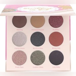 NEW! BEAUTY BAKERIE Breakfast in Bed Eyeshadow Palette